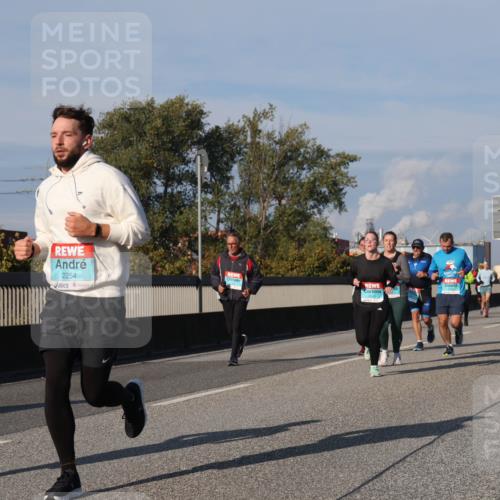 03.10.2025 - Köhlbrandbrückenlauf Luisa Fischer http://msf.ph/oto/9016161 03.10.2025 11:01:36 Position 3 2293, 2254, 2641 meine-sportfotos.de