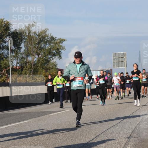 03.10.2025 - Köhlbrandbrückenlauf Luisa Fischer http://msf.ph/oto/9016208 03.10.2025 11:01:41 Position 3 1794 meine-sportfotos.de