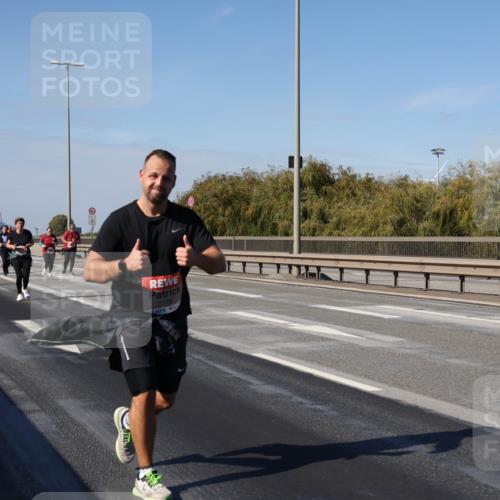 03.10.2025 - Köhlbrandbrückenlauf Julia Fischer http://msf.ph/oto/9016215 03.10.2025 13:17:06 Position 3 5176 meine-sportfotos.de