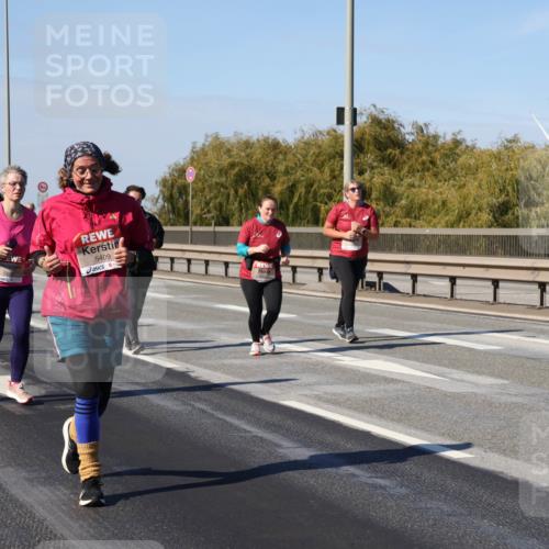 03.10.2025 - Köhlbrandbrückenlauf Julia Fischer http://msf.ph/oto/9016229 03.10.2025 13:17:15 Position 3 5409 meine-sportfotos.de