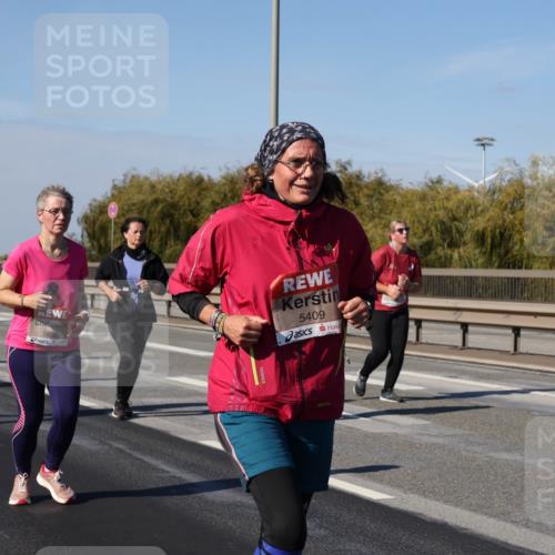 03.10.2025 - Köhlbrandbrückenlauf Julia Fischer http://msf.ph/oto/9016241 03.10.2025 13:17:16 Position 3 563, 5409 meine-sportfotos.de