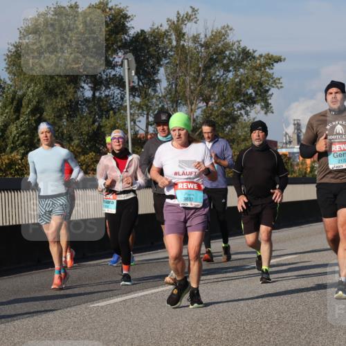 03.10.2025 - Köhlbrandbrückenlauf Luisa Fischer http://msf.ph/oto/9016285 03.10.2025 11:01:49 Position 3 3833, 2172, 1549 meine-sportfotos.de