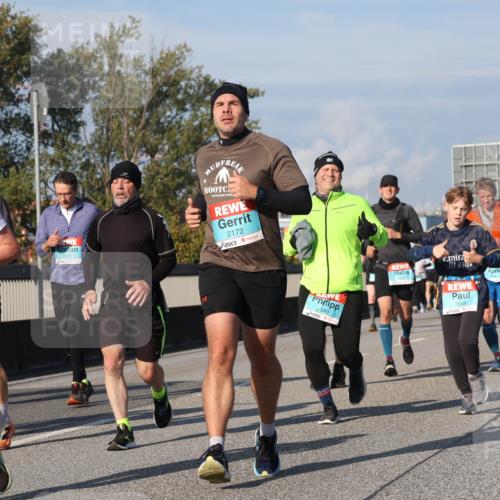03.10.2025 - Köhlbrandbrückenlauf Luisa Fischer http://msf.ph/oto/9016296 03.10.2025 11:01:50 Position 3 3833, 2172, 1549, 1001, 1548 meine-sportfotos.de