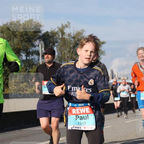 03.10.2025 - Köhlbrandbrückenlauf Luisa Fischer http://msf.ph/oto/9016329 03.10.2025 11:01:53 Position 3 1549, 1548 meine-sportfotos.de