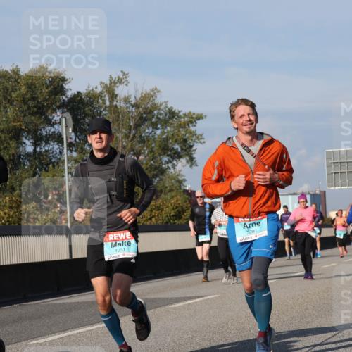03.10.2025 - Köhlbrandbrückenlauf Luisa Fischer http://msf.ph/oto/9016343 03.10.2025 11:01:54 Position 3 2785, 1031, 3281 meine-sportfotos.de