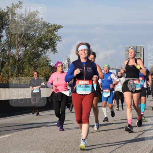 03.10.2025 - Köhlbrandbrückenlauf Luisa Fischer http://msf.ph/oto/9016375 03.10.2025 11:01:57 Position 3 1162, 1812 meine-sportfotos.de