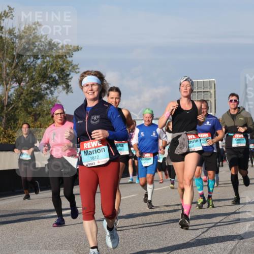 03.10.2025 - Köhlbrandbrückenlauf Luisa Fischer http://msf.ph/oto/9016378 03.10.2025 11:01:58 Position 3 1812, 349, 247 meine-sportfotos.de