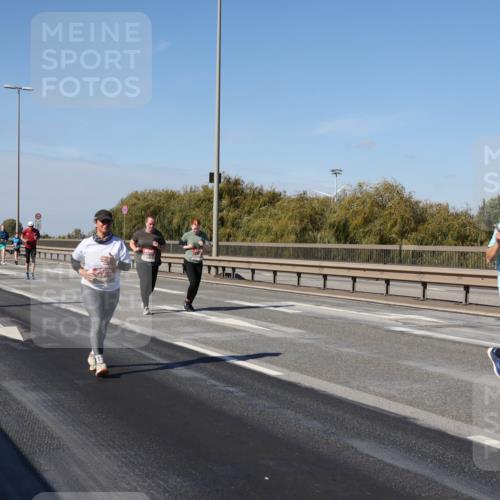 03.10.2025 - Köhlbrandbrückenlauf Julia Fischer http://msf.ph/oto/9016379 03.10.2025 13:18:01 Position 3  meine-sportfotos.de