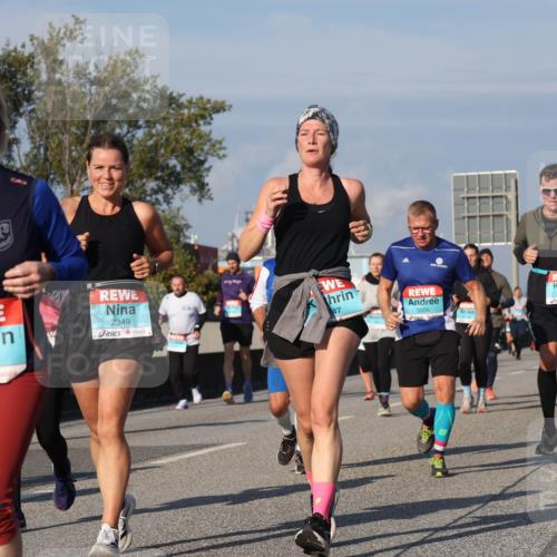 03.10.2025 - Köhlbrandbrückenlauf Luisa Fischer http://msf.ph/oto/9016392 03.10.2025 11:01:59 Position 3 1812, 2349, 47, 3506, 2965 meine-sportfotos.de