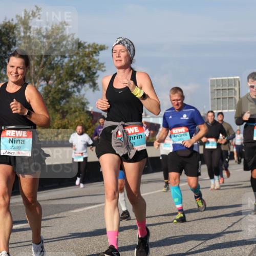 03.10.2025 - Köhlbrandbrückenlauf Luisa Fischer http://msf.ph/oto/9016397 03.10.2025 11:01:59 Position 3 2349, 17 meine-sportfotos.de
