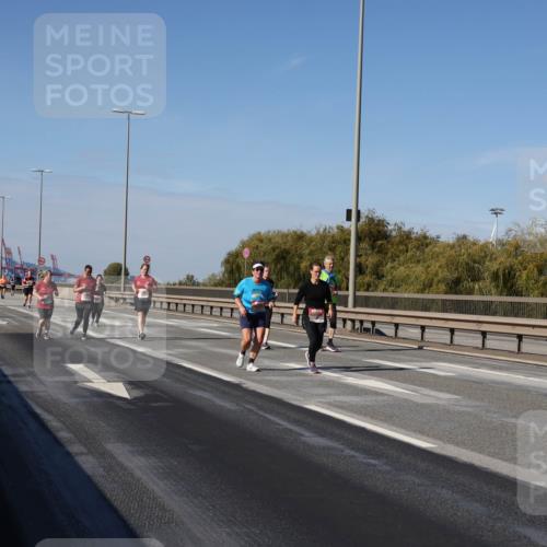 03.10.2025 - Köhlbrandbrückenlauf Julia Fischer http://msf.ph/oto/9016462 03.10.2025 13:18:32 Position 3  meine-sportfotos.de