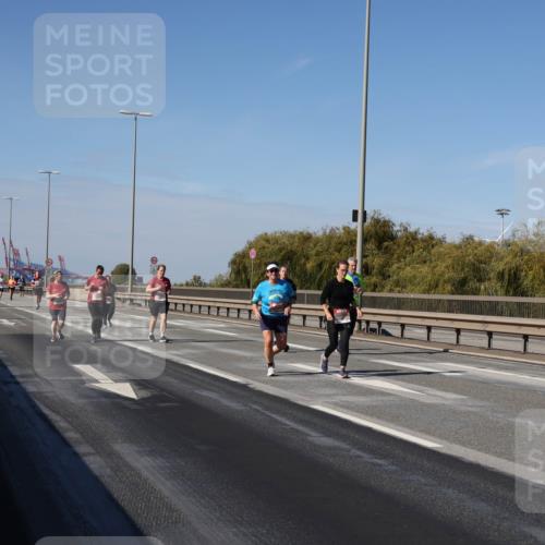 03.10.2025 - Köhlbrandbrückenlauf Julia Fischer http://msf.ph/oto/9016464 03.10.2025 13:18:33 Position 3  meine-sportfotos.de