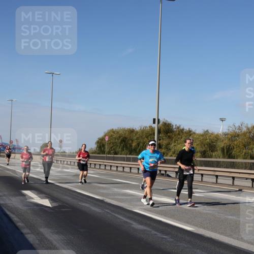 03.10.2025 - Köhlbrandbrückenlauf Julia Fischer http://msf.ph/oto/9016467 03.10.2025 13:18:34 Position 3  meine-sportfotos.de