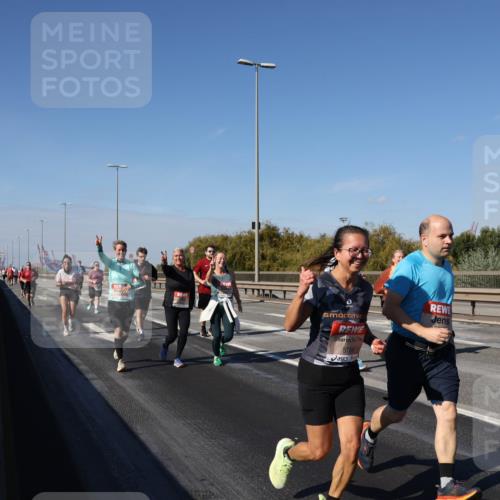 03.10.2025 - Köhlbrandbrückenlauf Julia Fischer http://msf.ph/oto/9016567 03.10.2025 13:19:01 Position 3 5766 meine-sportfotos.de