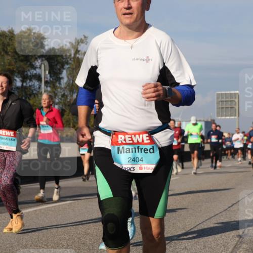 03.10.2025 - Köhlbrandbrückenlauf Luisa Fischer http://msf.ph/oto/9016583 03.10.2025 11:02:19 Position 3 1834, 2404 meine-sportfotos.de