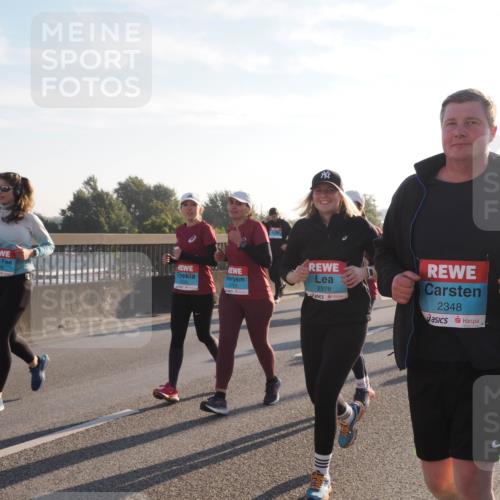 03.10.2025 - Köhlbrandbrückenlauf Fabian Wolf http://msf.ph/oto/9016616 03.10.2025 09:26:10 Position 3 3476, 2378, 2726, 2725, 2348 meine-sportfotos.de
