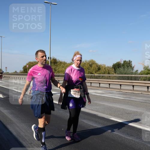 03.10.2025 - Köhlbrandbrückenlauf Julia Fischer http://msf.ph/oto/9016685 03.10.2025 13:19:38 Position 3 5021 meine-sportfotos.de