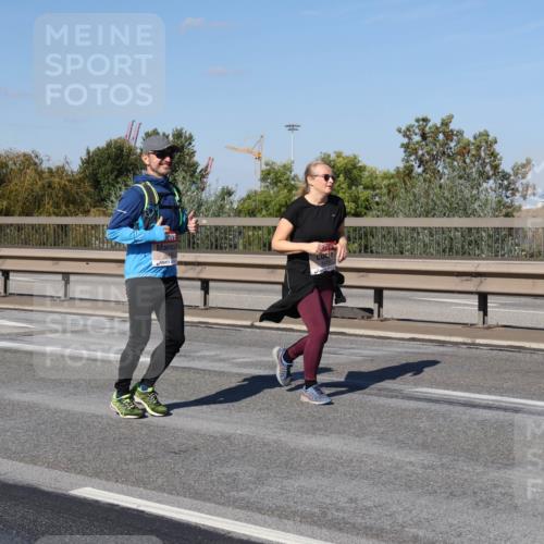 03.10.2025 - Köhlbrandbrückenlauf Julia Fischer http://msf.ph/oto/9016718 03.10.2025 13:19:54 Position 3  meine-sportfotos.de