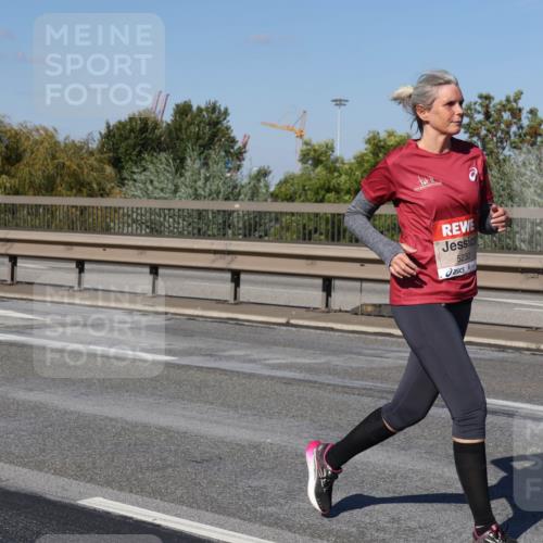 03.10.2025 - Köhlbrandbrückenlauf Julia Fischer http://msf.ph/oto/9016737 03.10.2025 13:20:01 Position 3 5230 meine-sportfotos.de