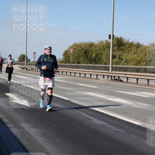 03.10.2025 - Köhlbrandbrückenlauf Julia Fischer http://msf.ph/oto/9016772 03.10.2025 13:20:13 Position 3 5991 meine-sportfotos.de