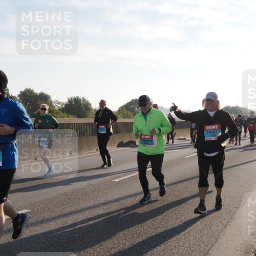 03.10.2025 - Köhlbrandbrückenlauf Fabian Wolf http://msf.ph/oto/9016773 03.10.2025 09:26:18 Position 3 2, 3441, 2527 meine-sportfotos.de