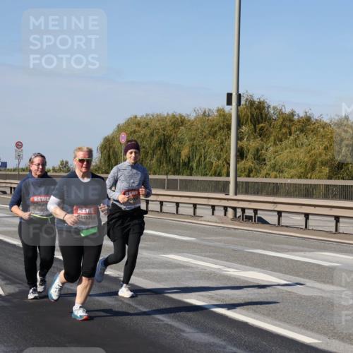 03.10.2025 - Köhlbrandbrückenlauf Julia Fischer http://msf.ph/oto/9016800 03.10.2025 13:20:18 Position 3 5620, 5253 meine-sportfotos.de