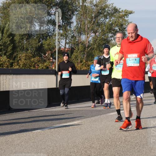 03.10.2025 - Köhlbrandbrückenlauf Luisa Fischer http://msf.ph/oto/9016836 03.10.2025 11:02:45 Position 3 1731, 3172, 1810 meine-sportfotos.de