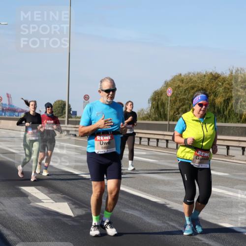 03.10.2025 - Köhlbrandbrückenlauf Julia Fischer http://msf.ph/oto/9016849 03.10.2025 13:20:33 Position 3 6462 meine-sportfotos.de