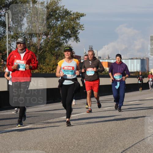 03.10.2025 - Köhlbrandbrückenlauf Luisa Fischer http://msf.ph/oto/9016867 03.10.2025 11:02:49 Position 3 1650, 2886, 1503 meine-sportfotos.de