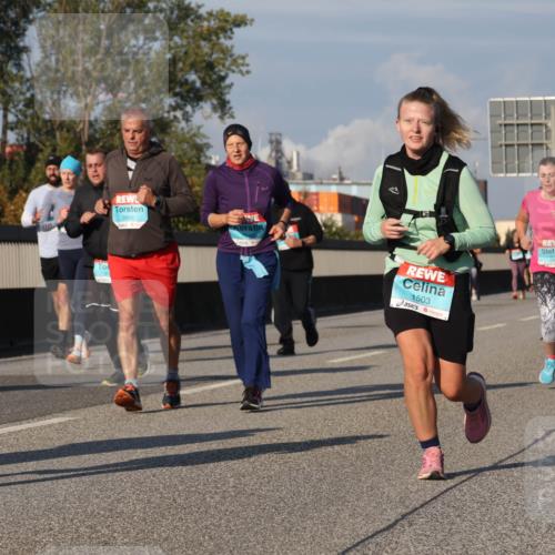 03.10.2025 - Köhlbrandbrückenlauf Luisa Fischer http://msf.ph/oto/9016886 03.10.2025 11:02:51 Position 3 1650, 2886, 1503 meine-sportfotos.de