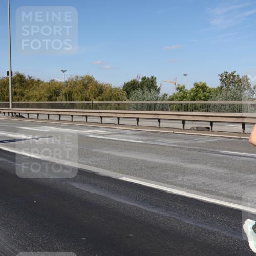 03.10.2025 - Köhlbrandbrückenlauf Julia Fischer http://msf.ph/oto/9016917 03.10.2025 13:21:00 Position 3 6000 meine-sportfotos.de