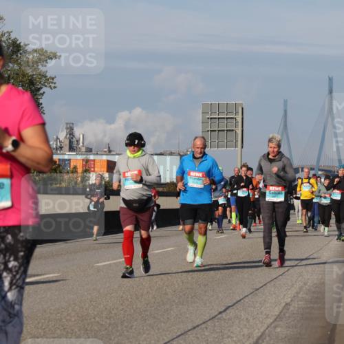 03.10.2025 - Köhlbrandbrückenlauf Luisa Fischer http://msf.ph/oto/9016927 03.10.2025 11:02:55 Position 3  meine-sportfotos.de