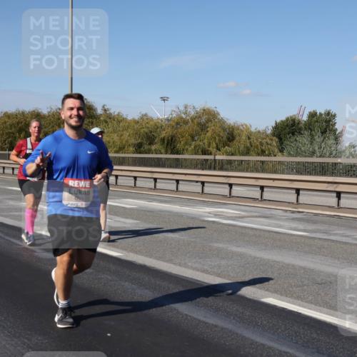 03.10.2025 - Köhlbrandbrückenlauf Julia Fischer http://msf.ph/oto/9016942 03.10.2025 13:21:07 Position 3 4778 meine-sportfotos.de