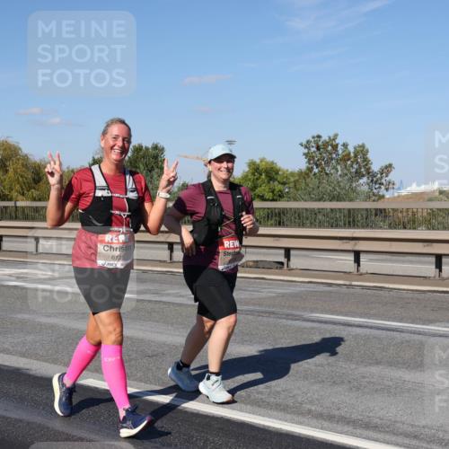 03.10.2025 - Köhlbrandbrückenlauf Julia Fischer http://msf.ph/oto/9016951 03.10.2025 13:21:09 Position 3 6135 meine-sportfotos.de