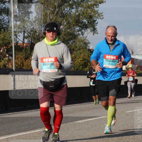 03.10.2025 - Köhlbrandbrückenlauf Luisa Fischer http://msf.ph/oto/9016956 03.10.2025 11:02:58 Position 3 1692, 3676, 2421 meine-sportfotos.de