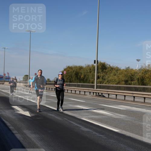 03.10.2025 - Köhlbrandbrückenlauf Julia Fischer http://msf.ph/oto/9016961 03.10.2025 13:21:41 Position 3  meine-sportfotos.de