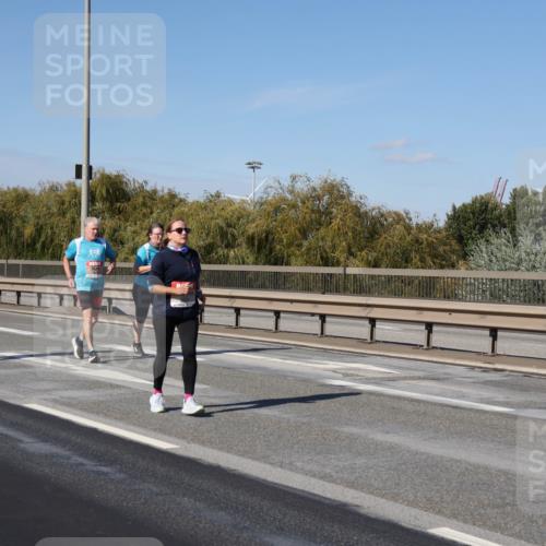 03.10.2025 - Köhlbrandbrückenlauf Julia Fischer http://msf.ph/oto/9016976 03.10.2025 13:21:50 Position 3  meine-sportfotos.de