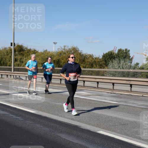 03.10.2025 - Köhlbrandbrückenlauf Julia Fischer http://msf.ph/oto/9016981 03.10.2025 13:21:51 Position 3  meine-sportfotos.de