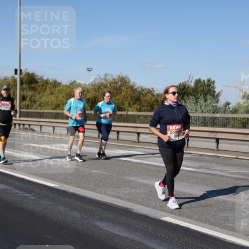 03.10.2025 - Köhlbrandbrückenlauf Julia Fischer http://msf.ph/oto/9016983 03.10.2025 13:21:51 Position 3  meine-sportfotos.de