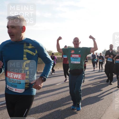 03.10.2025 - Köhlbrandbrückenlauf Fabian Wolf http://msf.ph/oto/9017015 03.10.2025 09:26:28 Position 3 3438, 2272 meine-sportfotos.de
