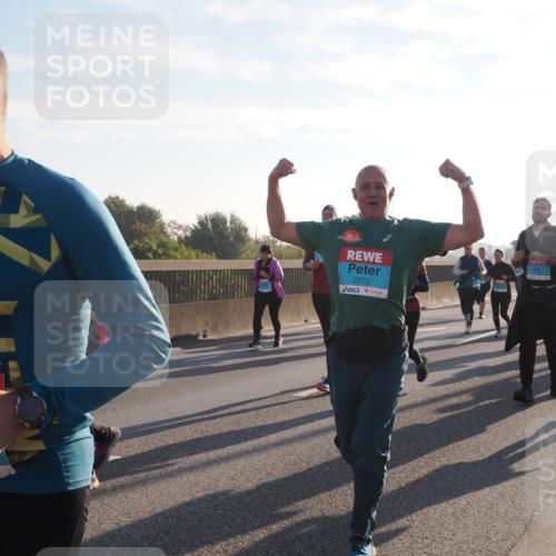 03.10.2025 - Köhlbrandbrückenlauf Fabian Wolf http://msf.ph/oto/9017020 03.10.2025 09:26:28 Position 3 3438, 2272 meine-sportfotos.de