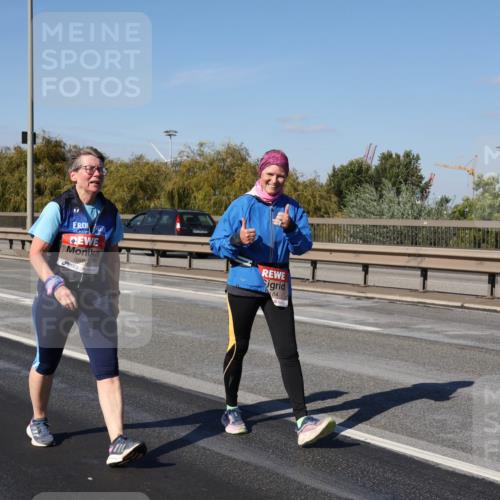 03.10.2025 - Köhlbrandbrückenlauf Julia Fischer http://msf.ph/oto/9017022 03.10.2025 13:22:09 Position 3 5696, 84 meine-sportfotos.de