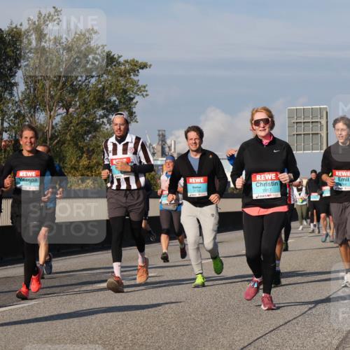 03.10.2025 - Köhlbrandbrückenlauf Luisa Fischer http://msf.ph/oto/9017065 03.10.2025 11:03:13 Position 3 1049, 1917, 768 meine-sportfotos.de