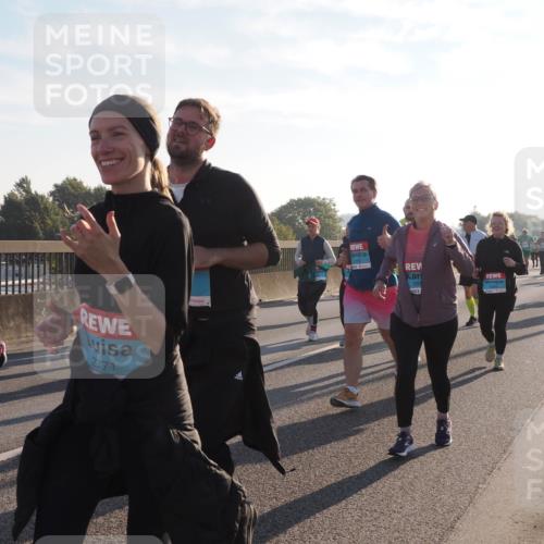 03.10.2025 - Köhlbrandbrückenlauf Fabian Wolf http://msf.ph/oto/9017081 03.10.2025 09:26:30 Position 3 2771, 2115, 358 meine-sportfotos.de