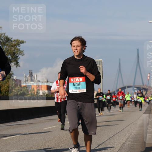 03.10.2025 - Köhlbrandbrückenlauf Luisa Fischer http://msf.ph/oto/9017090 03.10.2025 11:03:15 Position 3 1917, 2768 meine-sportfotos.de