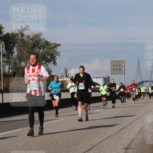 03.10.2025 - Köhlbrandbrückenlauf Luisa Fischer http://msf.ph/oto/9017122 03.10.2025 11:03:19 Position 3 3828, 6, 2180 meine-sportfotos.de