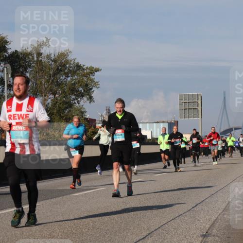 03.10.2025 - Köhlbrandbrückenlauf Luisa Fischer http://msf.ph/oto/9017127 03.10.2025 11:03:19 Position 3 3828 meine-sportfotos.de