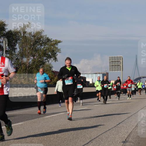 03.10.2025 - Köhlbrandbrückenlauf Luisa Fischer http://msf.ph/oto/9017129 03.10.2025 11:03:20 Position 3 3828, 2180 meine-sportfotos.de