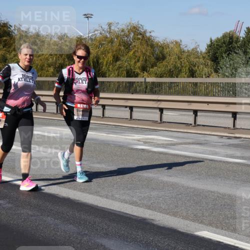 03.10.2025 - Köhlbrandbrückenlauf Julia Fischer http://msf.ph/oto/9017130 03.10.2025 13:23:13 Position 3 6550 meine-sportfotos.de