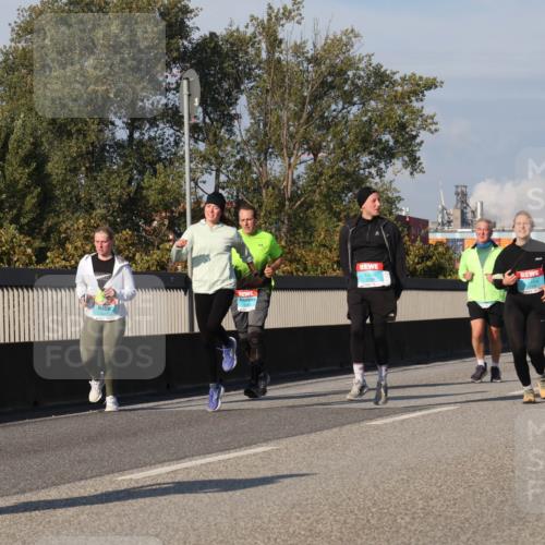 03.10.2025 - Köhlbrandbrückenlauf Luisa Fischer http://msf.ph/oto/9017166 03.10.2025 11:03:24 Position 3  meine-sportfotos.de